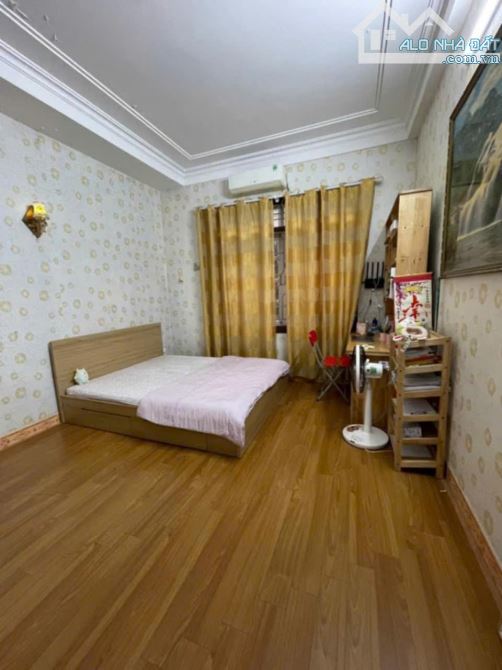 BÁN NHÀ NGÕ 73 HOÀNG NGÂN 4 TẦNG, MẶT TIỀN RỘNG 4M, CHỈ 7,5TY - 2