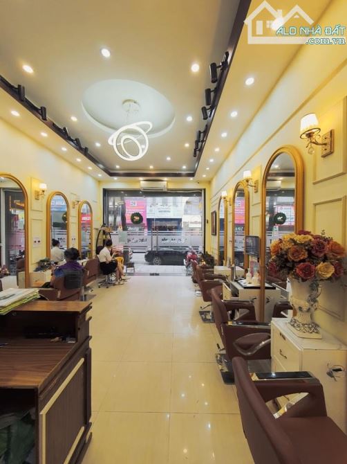 Trần Kim Xuyến, Cầu Giấy 98 m2, 8 Tầng, 2 mặt phố, vỉa hè rộng, KD sầm uất, nhỉnh 48 tỷ. - 2