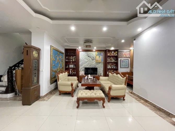 🔥 BIỆT THỰ ĐẲNG CẤP – KHU ĐÔ THỊ VIỆT HƯNG - LONG BIÊN – 190M² – GIÁ CHỈ 43.5 TỶ 🔥 - 3