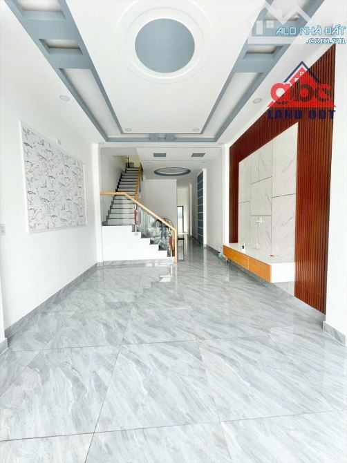 Bán Nhà Lầu Mặt Tiền Kinh Doanh Buôn Bán - P.Tam Hiệp, Hoàn công giá 4ty5 - 3