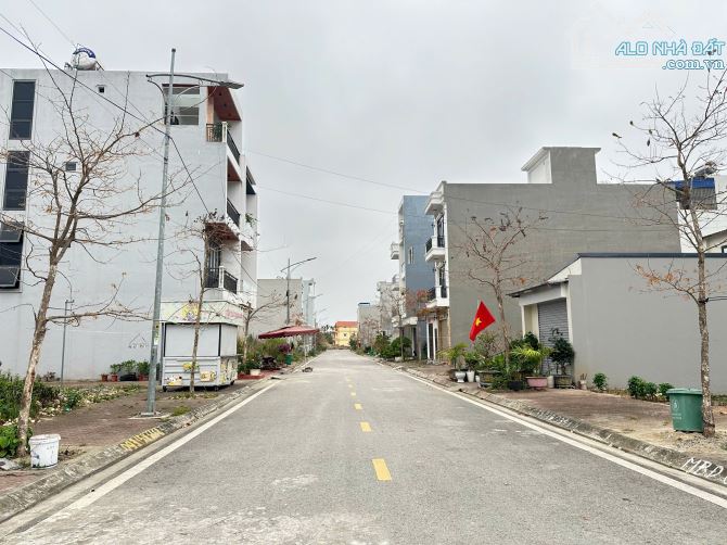 Bán tất cả các lô ở Áp Tràn, Thuỷ Nguyên 60-120m và 135-180m giá từ 2.8 tỷ - 3