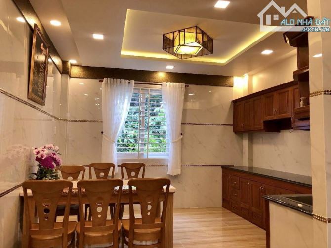 NHÀ MỚI 5 TẦNG BTCT - HẺM HXH 6M - PHAN VĂN TRỊ - DT (4M x 12M) - SÁT M.Ặ.T TI.Ề.N - 9PN - 3