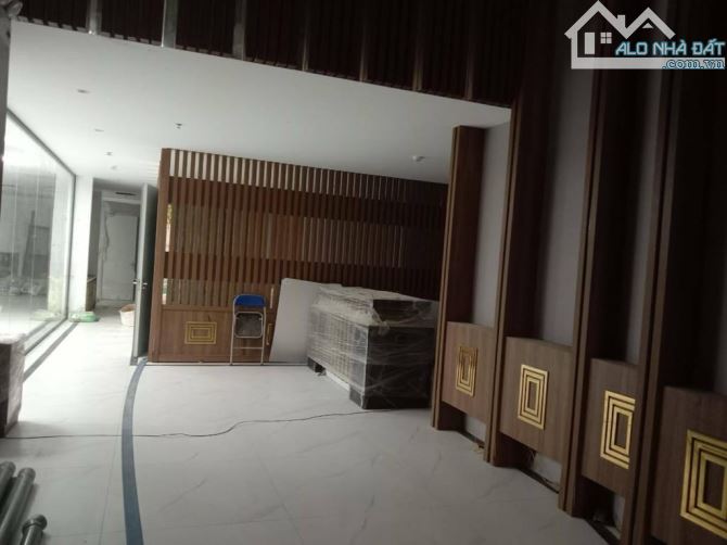 Bán tòa nhà building 11 tầng mặt phố Hồ Tùng Mậu, Cầu Giấy DT 548m2 11T MT 16m giá 340 tỷ - 4