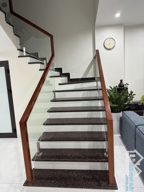 Bán Biệt Thự Đặng Xá,198m 3.5 tầng,MT 9m, Giá 26 Tỷ - 4