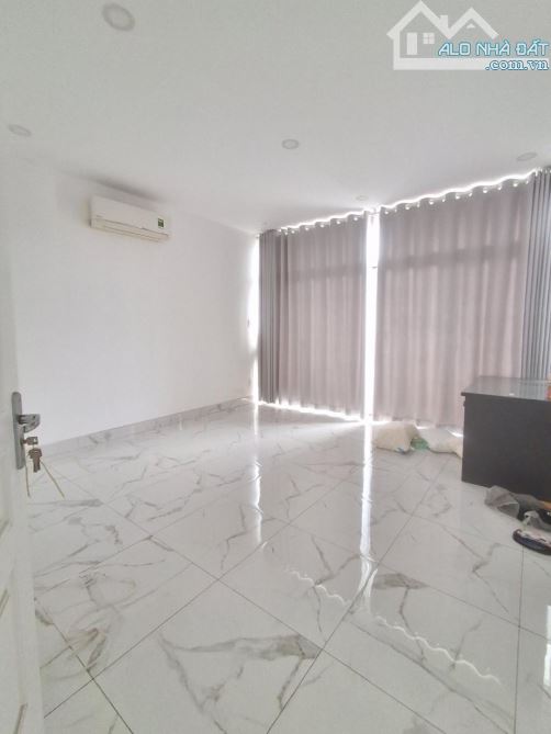 💥MẶT TIỀN KINH DOANH HIẾM NHÀ BÁN - 4 TẦNG MỚI ĐẸP - 90M2 - TÂN PHONG - QUẬN 7  17.5 Ty - 4