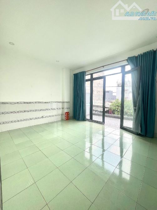 Chỉ 6 tỷ - bán nhà 2 tầng - 100m2 - 5x20 - Mặt tiền kinh doanh ngay Tên Lửa - gần Aeon BT - 4