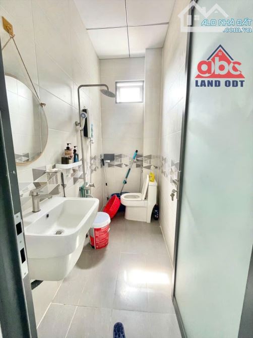 Bán Nhà Lầu Mặt Tiền Kinh Doanh Buôn Bán - P.Tam Hiệp, Hoàn công giá 4ty5 - 4
