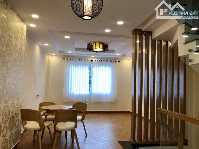 NHÀ MỚI 5 TẦNG BTCT - HẺM HXH 6M - PHAN VĂN TRỊ - DT (4M x 12M) - SÁT M.Ặ.T TI.Ề.N - 9PN - 4