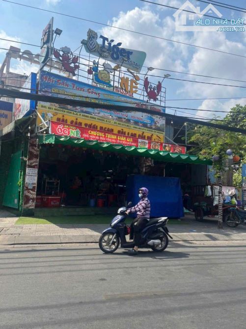 GẤP BÁN NHÀ ĐÚC 3 TẦNG (7.1x37) MẶT TIỀN NGUYỄN VĂN QUÁ, Q12 - 4