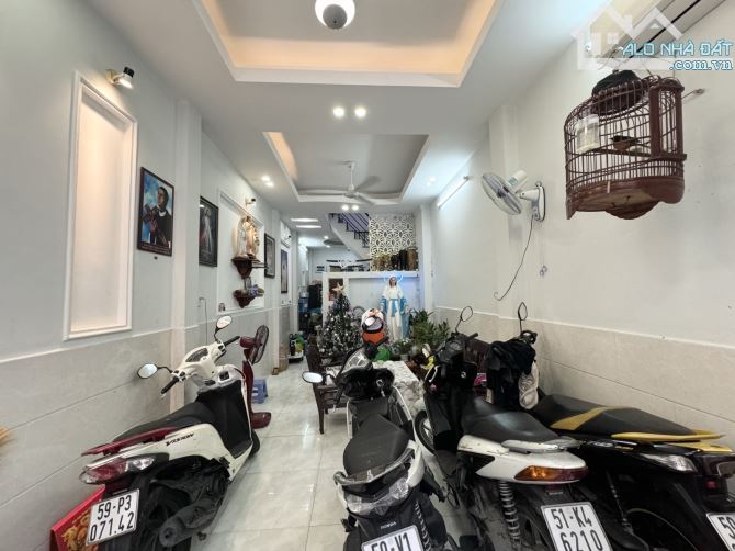 Nguyễn Thanh Tuyền ngay chợ Phạm Văn Hai Tân Bình 42M2 4 TẦNG 4PN  6 TỶ xíu - 4