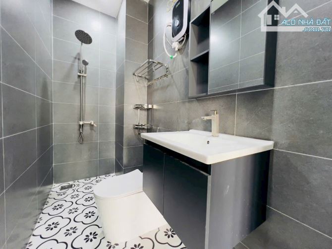 NHÀ HẺM THÔNG 8M – KINH DOANH CĂN HỘ DỊCH VỤ – THU NHẬP 33 TRIỆU/THÁNG - 4