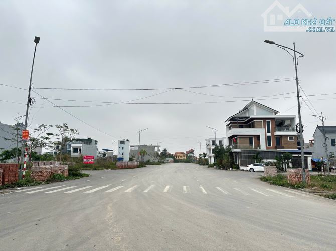 Bán tất cả các lô ở Áp Tràn, Thuỷ Nguyên 60-120m và 135-180m giá từ 2.8 tỷ - 5