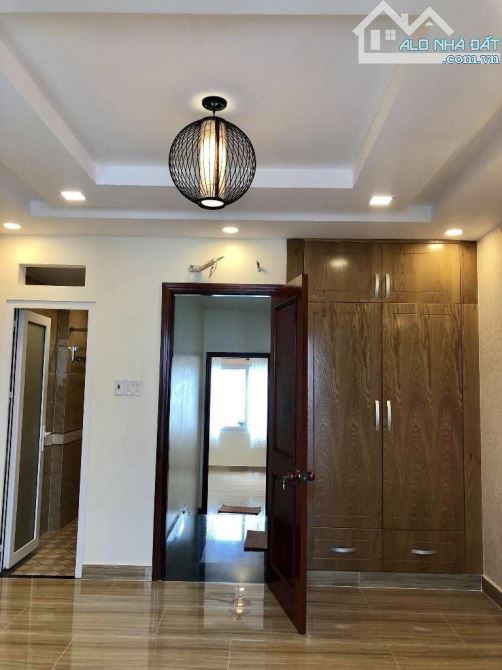 NHÀ MỚI 5 TẦNG BTCT - HẺM HXH 6M - PHAN VĂN TRỊ - DT (4M x 12M) - SÁT M.Ặ.T TI.Ề.N - 9PN - 5