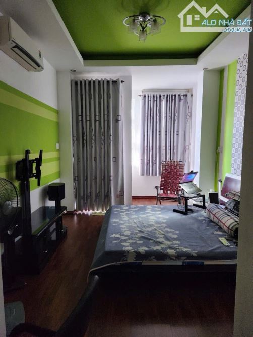 Bán nhà mặt tiền, Đường số 2, Phường Tân Kiểng, Quận 7. 54m2 - Nở hậu - 4 tầng. - 5