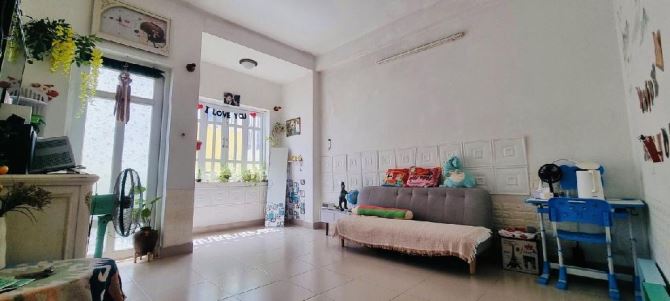 Nhà Đẹp 4T - DT Rộng 81m2(5.5 x 16) Huỳnh Văn Bánh - Chỉ 13 Tỷ 499 TL - 6