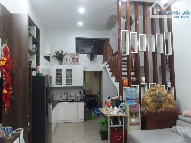 BÁN NHÀ ĐƯỜNG 8/3 -  QUẬN HAI BÀ – VỊ TRÍ ĐẸP – NGÕ THÔNG KINH DOANH – Ô TÔ ĐỖ CỬA - 7