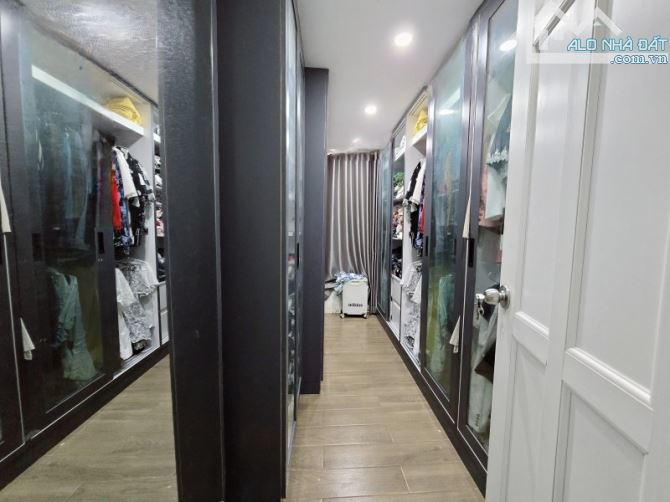 MẶT TIỀN ĐƯỜNG NGAY CẦU CHỮ Y - GIÁP Q1 - 4 TẦNG BTCT 56M2 - 9.5 TỶ - 7
