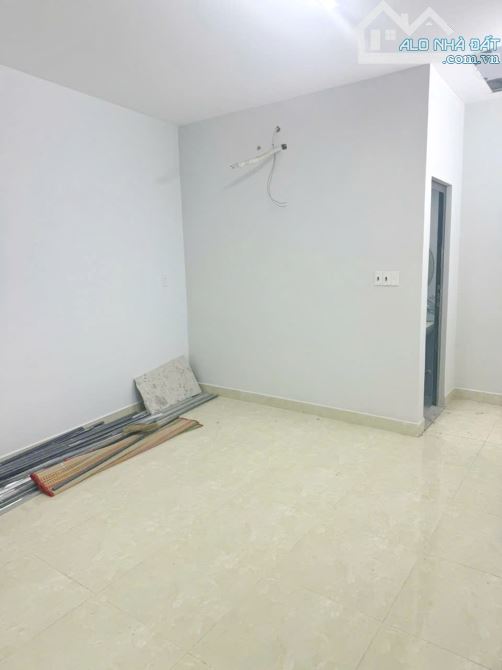 Bán nhà mới 2 lầu hẻm 28 đường Âu Dương Lân Phường 3 Quận 8 - 7