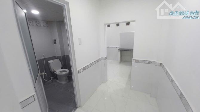 cần bán HXH 4 CHỖ TỚI CỬA, quốc lộ 1A Tân Thới Hiệp Quận 12, giá siêu rẻ, chỉ 3.398 tỷ - 7