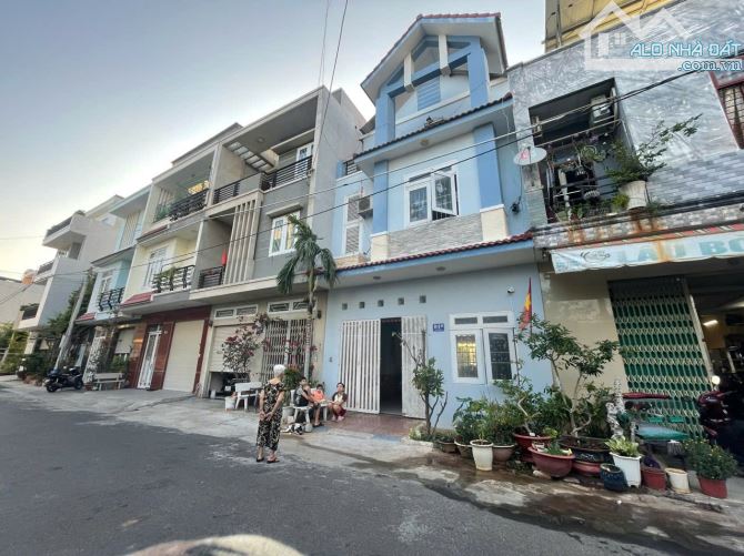 BÁN NHÀ ĐẸP 3 TẦNG KHU NỘI BỘ ĐƯỜNG 30/4 GẦN P.9 VŨNG TÀU_66M2 HƯỚNG ĐÔNG NAM, GIÁ 7.2 TỶ
