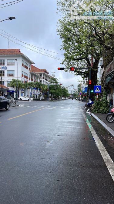 BÁN NHÀ 4 TẦNG 8 PHÒNG KIỆT NGUYỄN TRI PHƯƠNG PHÚ HỘI