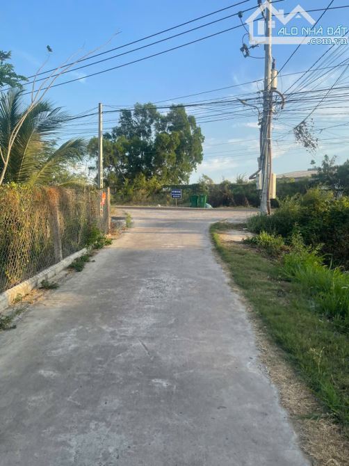 Bán 335m2 đường betong 4m, Hàm Liêm giáp Phan Thiết