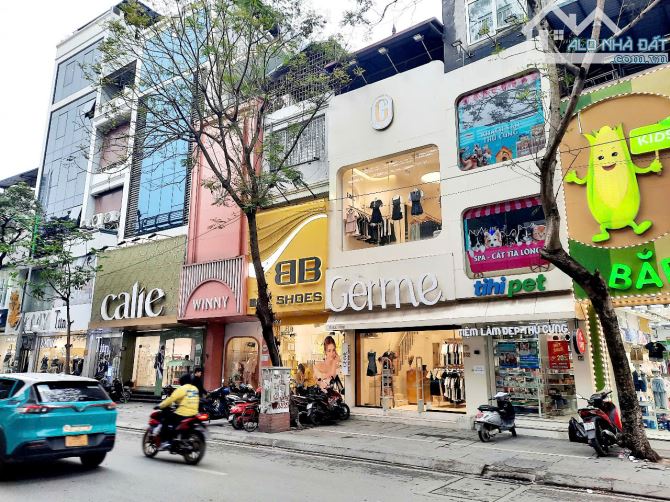 BÁN NHÀ PHỐ CẦU GIẤY - NHÀ 8 TẦNG THANG MÁY, VỈA HÈ RỘNG KINH DOANH SẦM UẤT, GIÁ CHỈ 43 TỶ