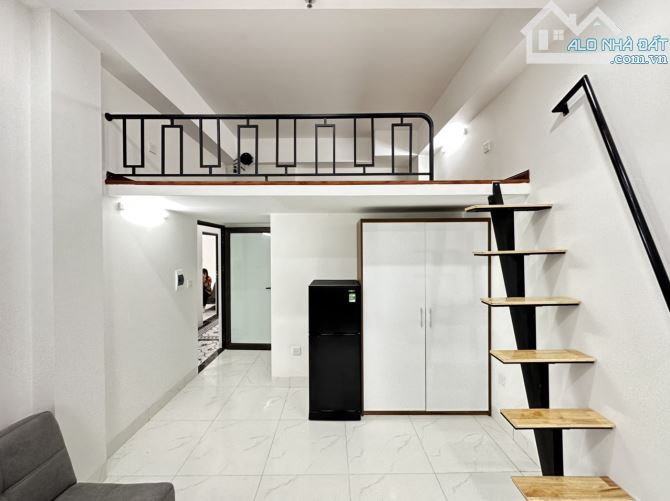 Vương Thừa Vũ - Máy Giặt Riêng - Full Đồ - Thoáng Sáng. 5tr