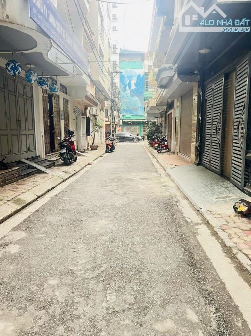 Nhà Lê Hồng Phong 50m2, 5 tầng, nhà mặt ngõ, ngõ rộng 4m, 7 chỗ đỗ cửa, 20m ra phố 16.5tỷ