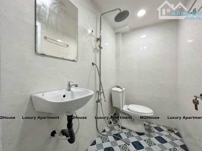 Căn hộ cho thuê ngay trung tâm quận 10, phòng tách bếp siêu rộng, cửa sổ đón nắng