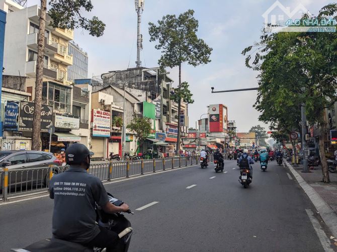 Ngộp Bank - Bán Gấp Nhà 2 MT đường Đình Tiên Hoàng, P.TĐ. (DT: 4,5x24m)- 6 tầng