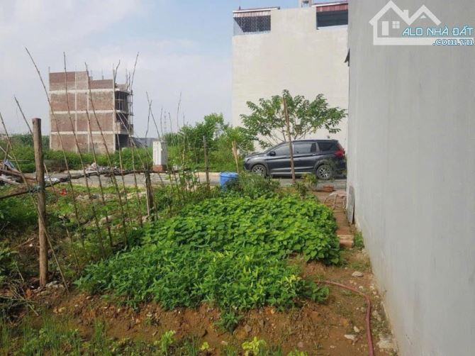 Bán đất phân lô khu DV Vân Canh 52m2 7,65 tỷ ô tô tránh vỉa hè