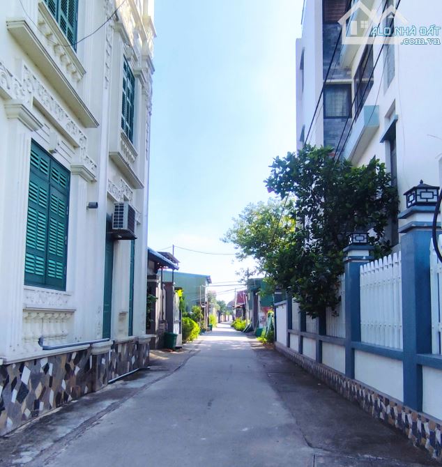 Đất Tri Trung bám trục Cienco5,2 mặt đường trước sau,đối diện khu QHĐG,ô tô chạy quanh đất