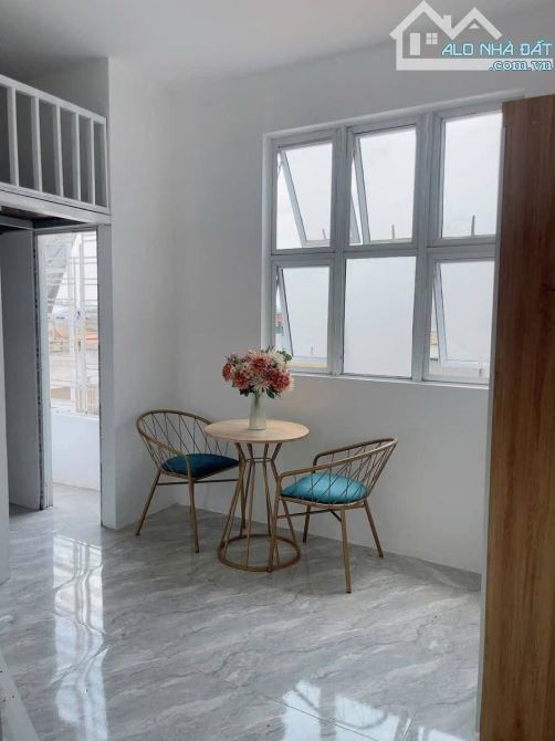 Bán nhanh căn CCMN Yên Xá dòng tiền 65tr/th, đầy đủ PCCC, gần oto, 60m 7 tầng giá 14.2 tỷ