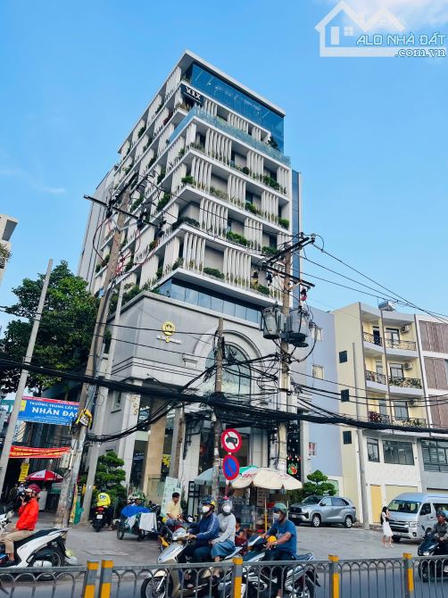 Siêu lợi nhuận! Toà nhà CHDV MT Nguyễn Thị Thập (15x 58m)- Hầm 10 tầng - HĐT: 1,5 tỷ/tháng