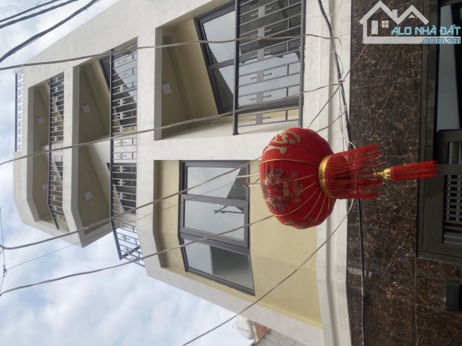 Tuyệt phẩm nhà phố 5 tầng Phúc Lợi 34.3m2 giá 5.6 tỷ : Ô tô đỗ cửa, thiết kế độc bản