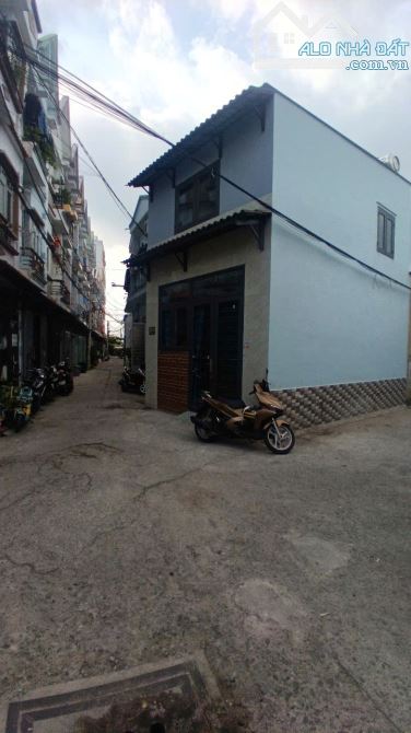 CHỦ GỬI BÁN NHANH GIẢM 250TR GIÁ CÒN 2.55TỶ GẦN CHỢ NGÃ BA ĐÔNG QUANG