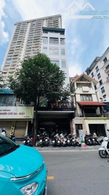 Nhà Thịnh Liệt ô tô đỗ cửa 50m, 5 tầng mới tinh giá nhỉnh 10 tỷ