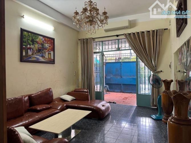 BÁN NHÀ NGUYỄN CỬU VÂN, BÌNH THẠNH -  HẺM XE HƠI - KẾ Q1 - 3 TẦNG - DT 105M2 - NHỈNH 13 TỶ