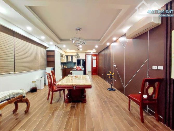 BÁN NHÀ LẠC LONG QUÂN 65M 6 TÀNG THANG MÁY LO GÓC Ô TÔ TRÁNH KINH DOANH 21,5 TỶ