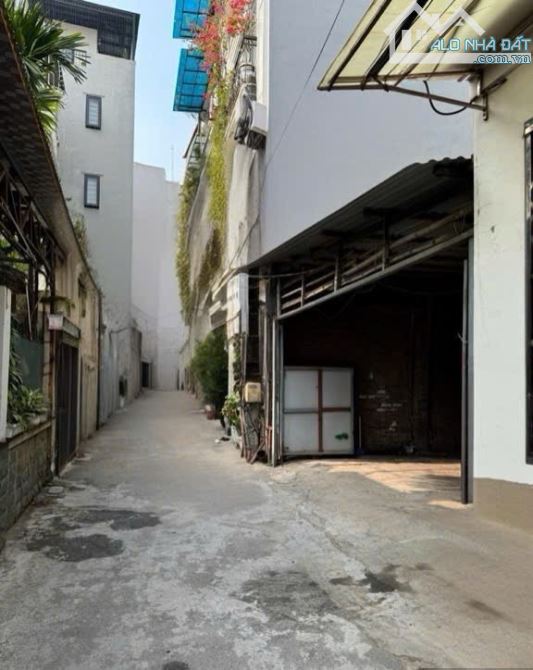Bán Đất Bồ Đề Long Biên Ô tô 7 chỗ vào đất, DT: 85m2, mặt gần 5.5m, gần hồ, giá 15 tỷ. - 1