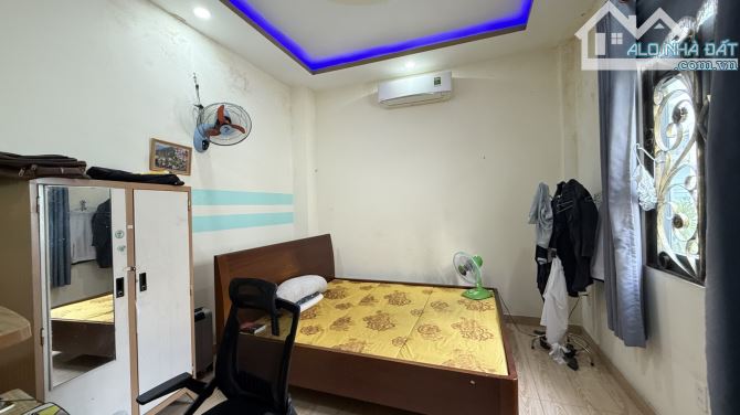 NHÀ KẾ HXH DIỆP MINH CHÂU GIÁP TÂN SƠN NHÌ,84M2 (4.3❌️19.5)m, 3 TẦNG btct, GIÁ 6.x TỶ - 1