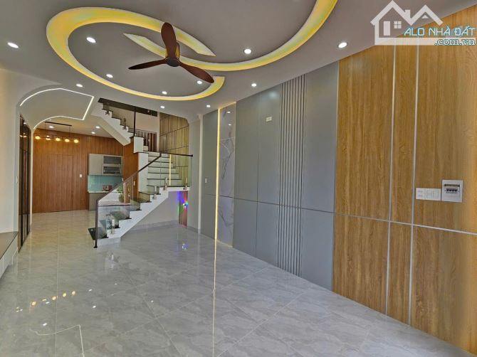 🏡 BÁN NHÀ ĐẸP FULL NỘI THẤT - ĐẢO HÀ THANH 2, P. ĐỐNG ĐA, TP. QUY NHƠN 🌊 - 1