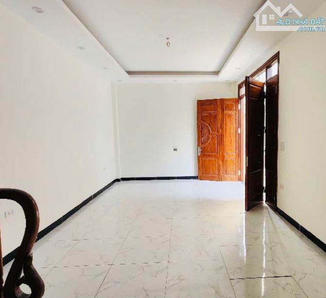 Liên Mạc-Bắc Từ Liêm 5 Tầng Mới Đẹp DT 35m .Ô Tô Vào Cửa Nhà .Giá 4,6 Tỷ - 1