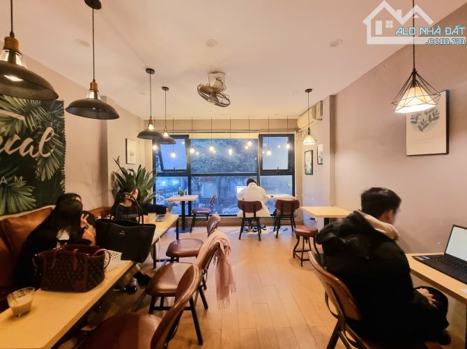 Nhỉnh 10 tỷ có nhà mặt phố VIP Cầu Giấy – Trần Quốc Hoàn 26m 4T MT4m giá 12 tỷ - 1
