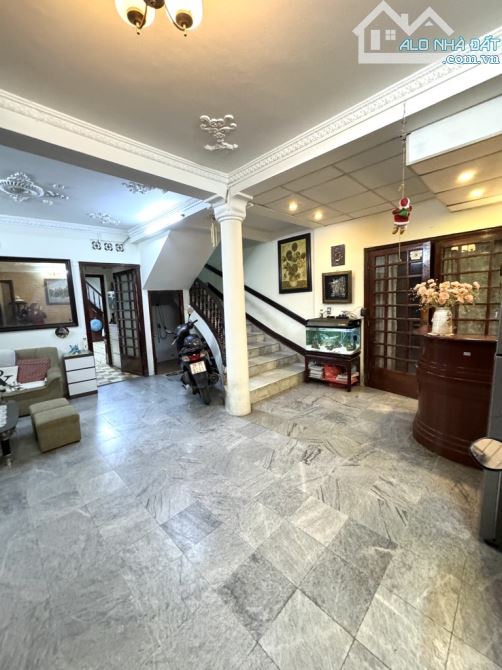 BÁN NHÀ MẶT PHỐ TRẦN HƯNG ĐẠO - HOÀN KIẾM  🌟 MẶT PHỐ VIP - VỈA HÈ RỘNG - KINH DOANH SIÊU - 1
