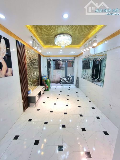 BÁN NHÀ TRƯƠNG ĐỊNH 24 M2 X 4 TẦNG FULL NỘI THẤT NGÕ THÔNG KINH DOANH GIÁ 5,8 TỶ - 1