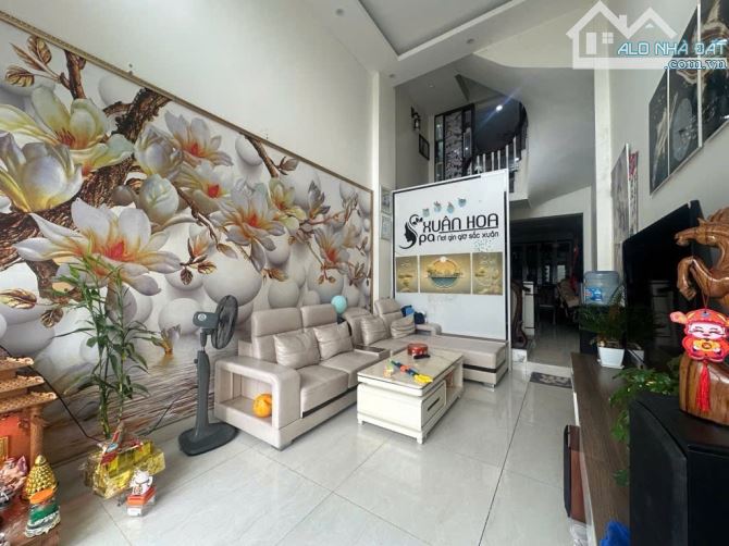 Bán nhà Tứ Hiệp 40m 5t ô tô đỗ trước nhà vị trí đẹp KD về ở luôn giá 8.6 tỷ - 1
