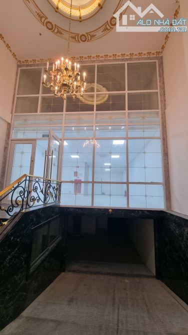 MẶT PHỐ ĐẠI CỒ VIỆT, HAI BÀ TRƯNG, MẶT PHỐ LỚN, VỈA HÈ RỘNG, ĐẦU TƯ 150M2 MT GẦN 6M. - 1