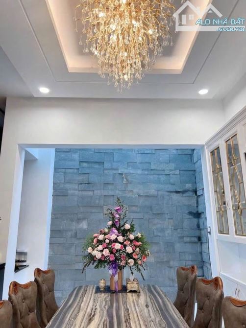 💥Nhà đẹp 1 trệt 2 lầu mặt tiền kinh doanh Nguyễn Công Trứ - 7 x 12m - 7.5 tỷ - 1